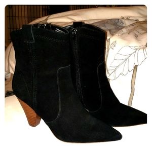 Kensie Boot size 8.5